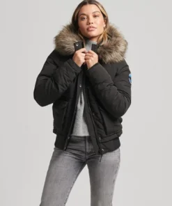 Hooded Everest Puffer Bomber front