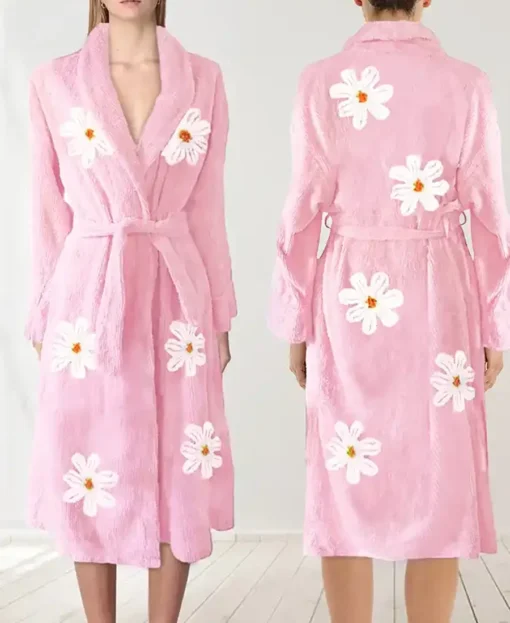 Falling Daisies Chenille Pink Bathrobe front & back