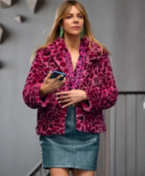 Kaitlin Olson High Potential S01 Pink Leopard Print Jacket front