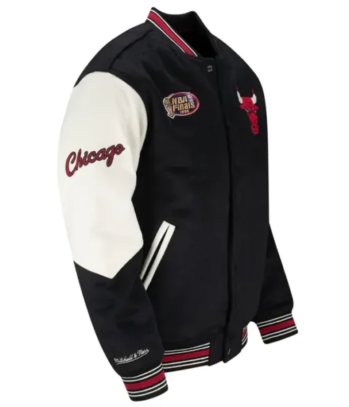 Starter NFL Chicago Bulls Champion Jacket Shop