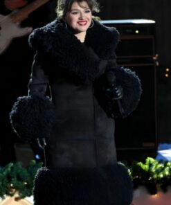 Rockefeller Center Kelly Clarkson Black Coat