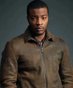 discovery-of-witches-daniel-ezra-leather-jacket